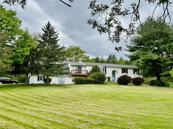 3268 Pennsylvania Ave, Apalachin, NY 13732