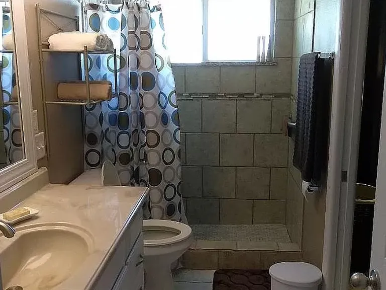 7201 San Luis Ct — Photo 13