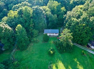 335 Smallwood Rd, Stanton, KY 40380