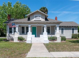 200 Spruce St, New Smyrna Beach, FL 32168