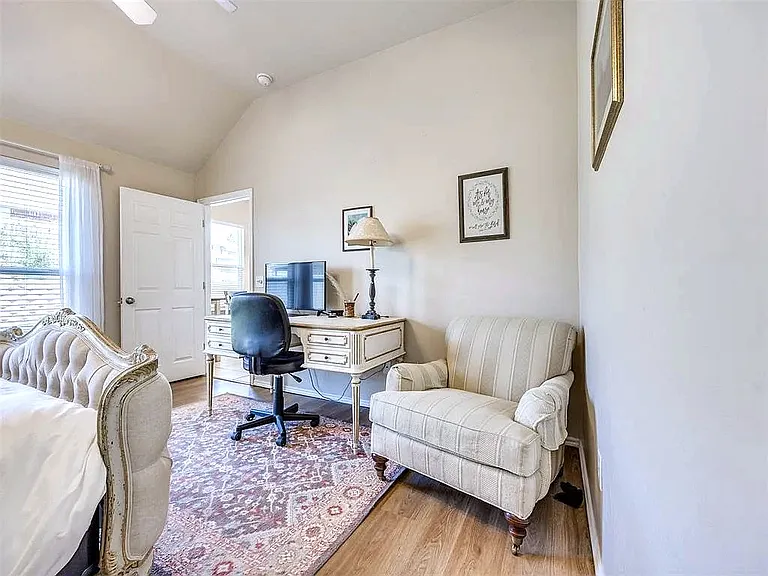 516 Woodsong Dr — Photo 14