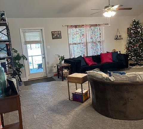 4th image of 15647 Perdido Dr