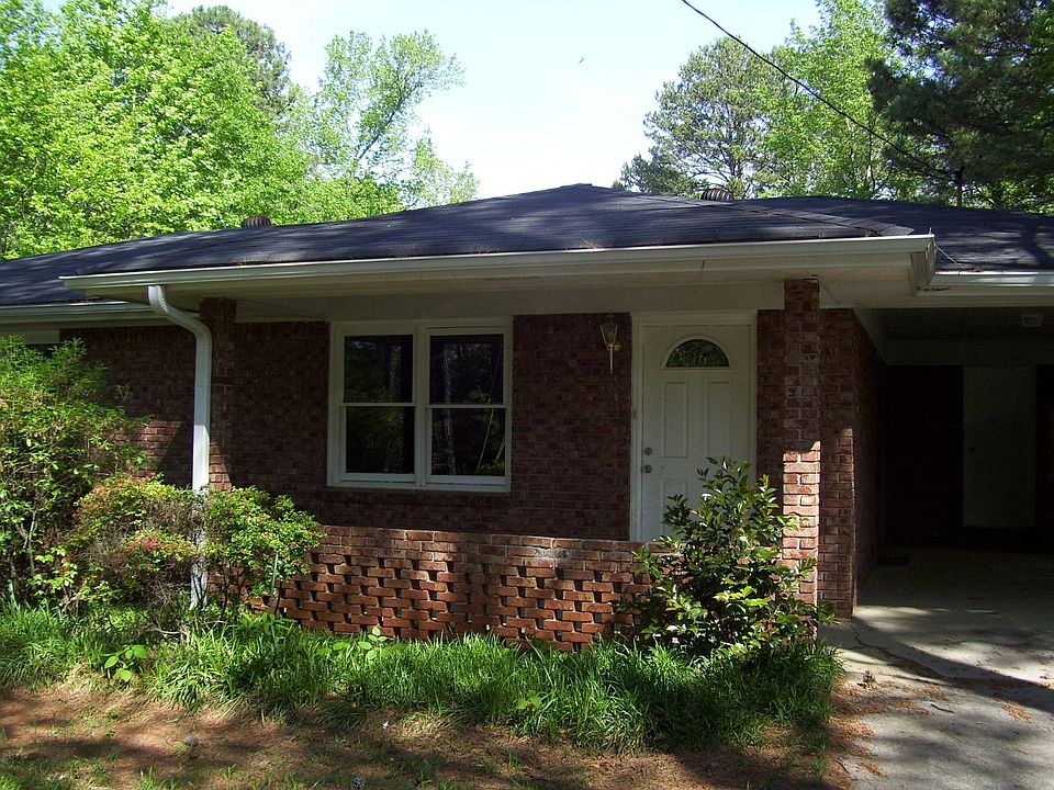 Brick ranch with porch