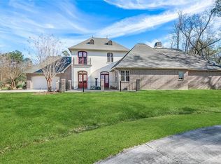 1002 Gloria Ct, Mandeville, LA 70471