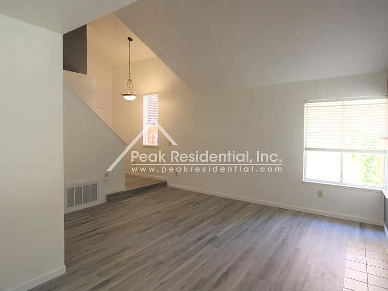 2641 Decker Way — Photo 7