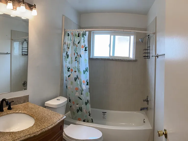 1691 Ontario Dr #1 — Photo 19