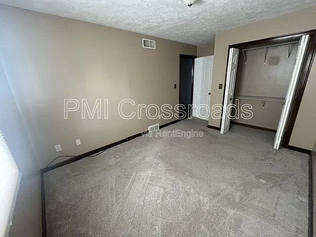 6752 Bristlewood Dr — Photo 20