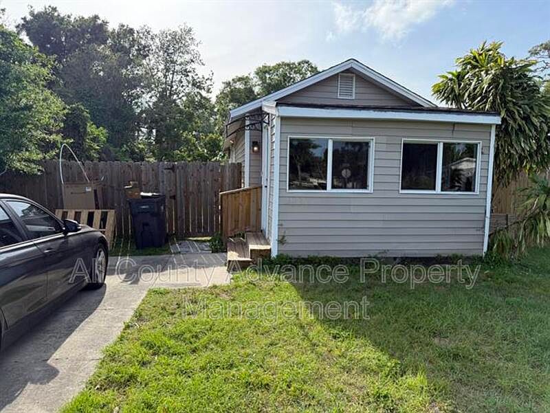 1st image of 4230 40th St N