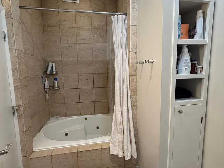 2920 Elliott St — Photo 27