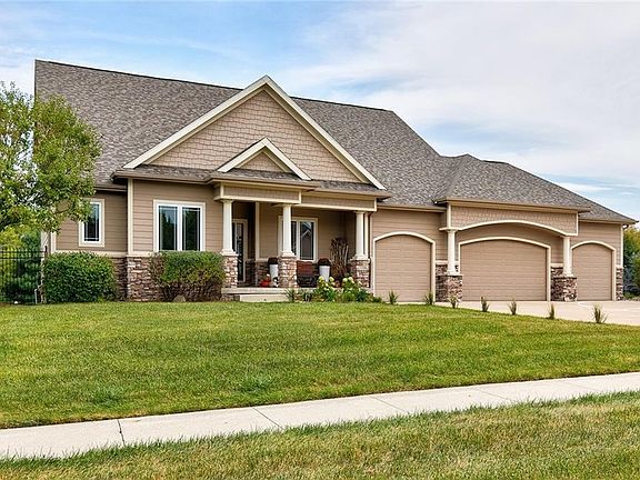 3rd image of 7709 NW 104th Ct
