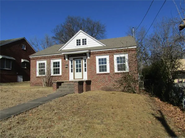 404 W Shawnee St, Tahlequah, OK 74464