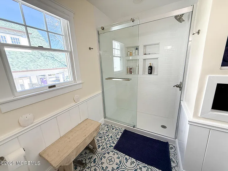 25 Ocean Ave — Photo 34