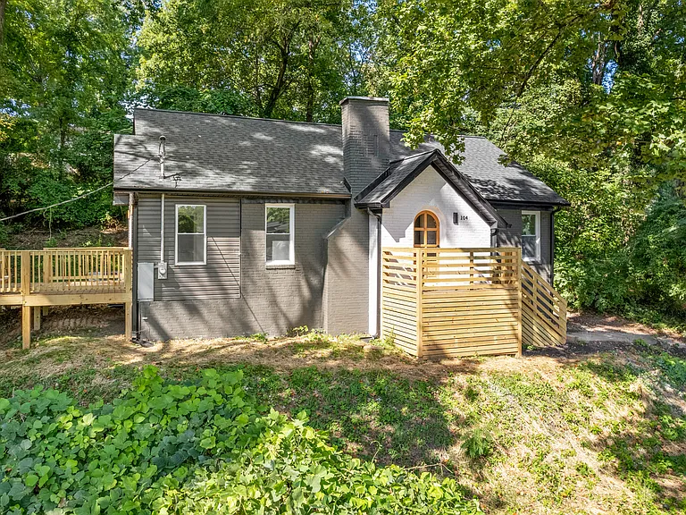 104 Overbrook Dr — Photo 27