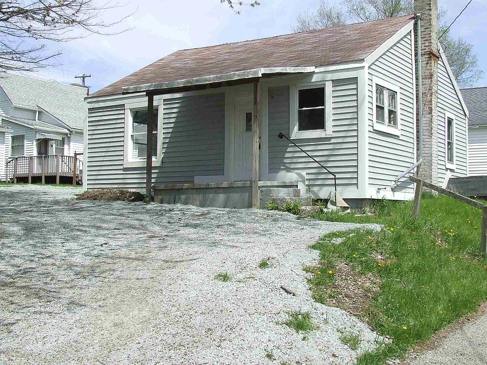 2nd image of 643 Manchester Ave