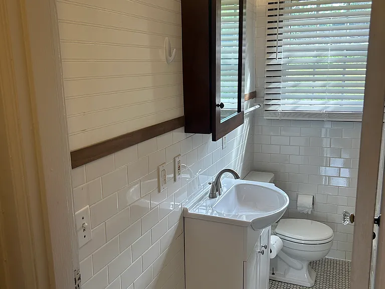 2300 Sharondale Dr — Photo 16