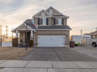 5693 S 3150 W, Roy, UT 84067