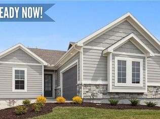 16835 S Heatherwood St, Olathe, KS 66062
