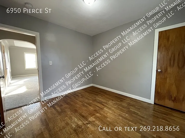 6950 Pierce St — Photo 10