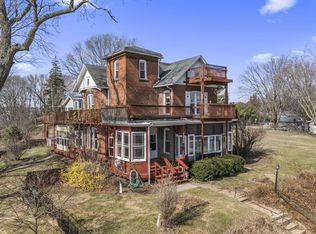 110 Brook St, Muscatine, IA 52761