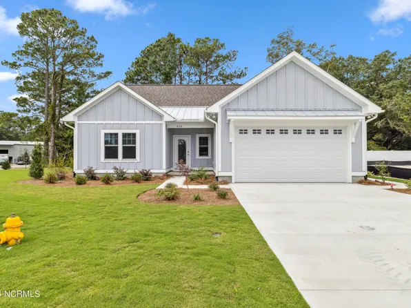 458 Raven Glen Drive, Southport, NC 28461