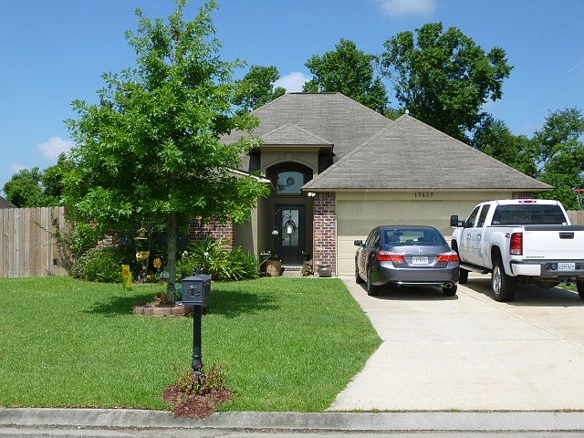 1st image of 17437 Stonewood Dr