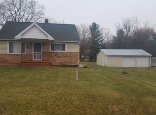 1376 S Graham Rd, Flint, MI 48532