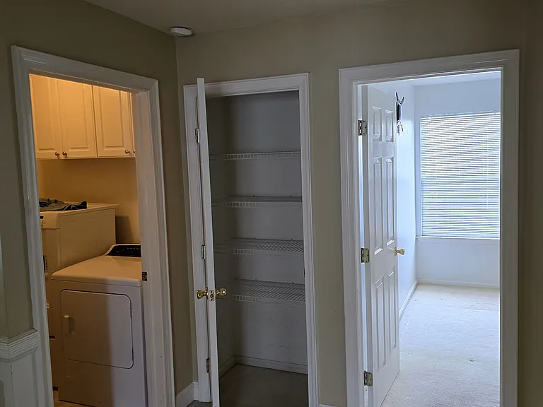 155 Woodstream Ct — Photo 12