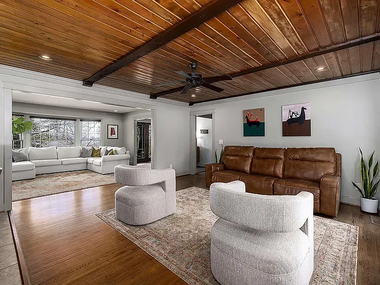 1228 Vista Ln — Photo 12