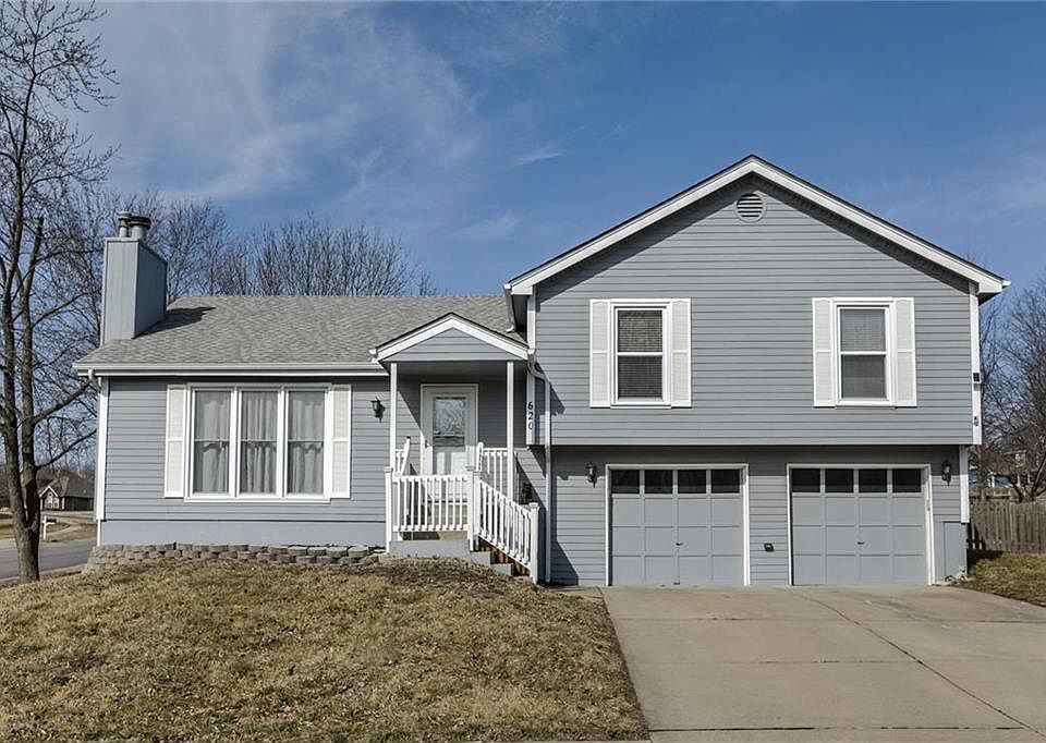 1st image of 620 White Oak Ln