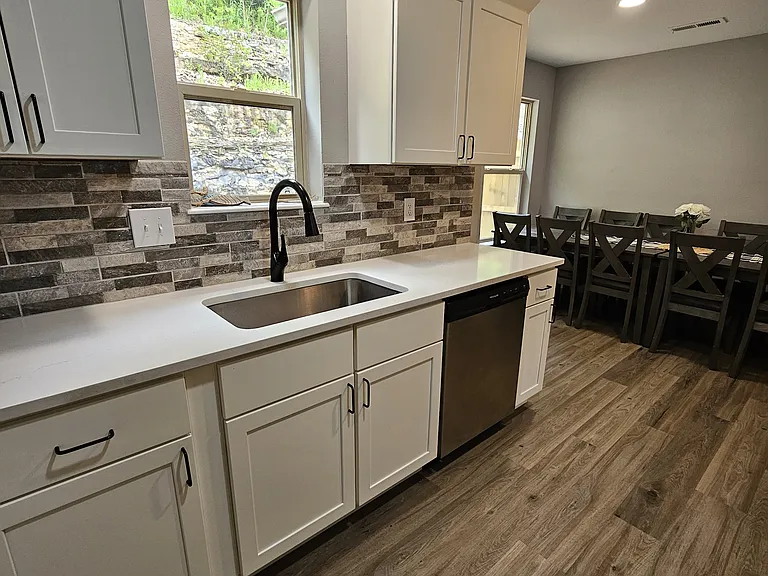 20 Lakeshore Dr #A — Photo 9
