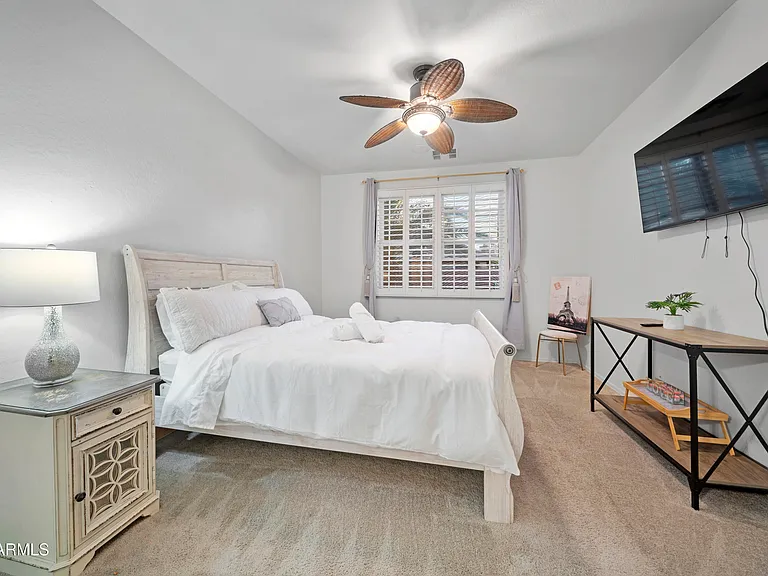 17239 W Ironwood St — Photo 24