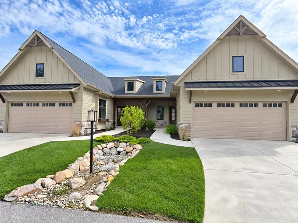 1918 W Woodglen Cir, Valparaiso, IN 46383