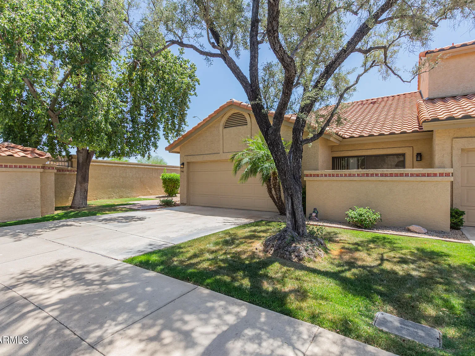 2 bed, 2.0 bath, 1432 sqft, $2,850 — Photo 2