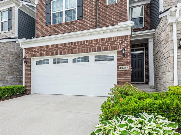43445 Chancellor Ln, Novi, MI 48375