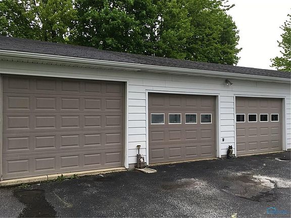 3rd image of 12150 Township Road 108