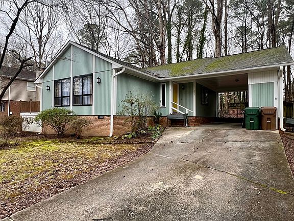 2nd image of 805 Castalia Dr