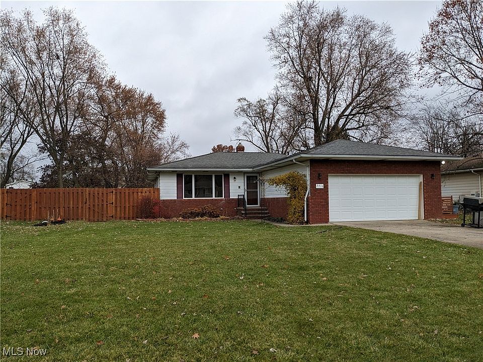 1st image of 3715 Bramblewood Dr