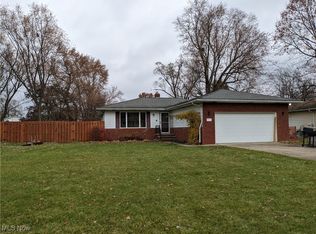 3715 Bramblewood Dr, Brunswick, OH