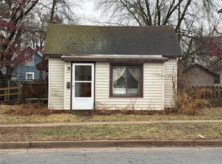 1127 E Madison St, Eau Claire, WI 54703