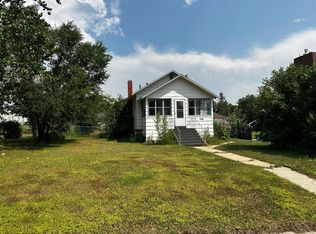 708 Ohio St, Chinook, MT 59523
