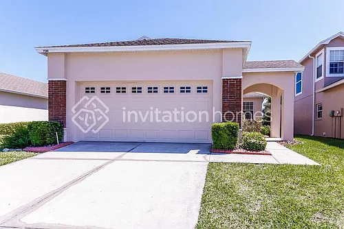 7136 Lake Eaglebrooke Way Photo 1