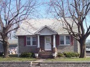 1719 W High St, Stowe, PA 19464