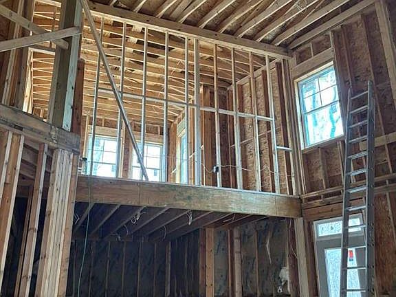 3rd image of 2601 Gees Mill Rd NE