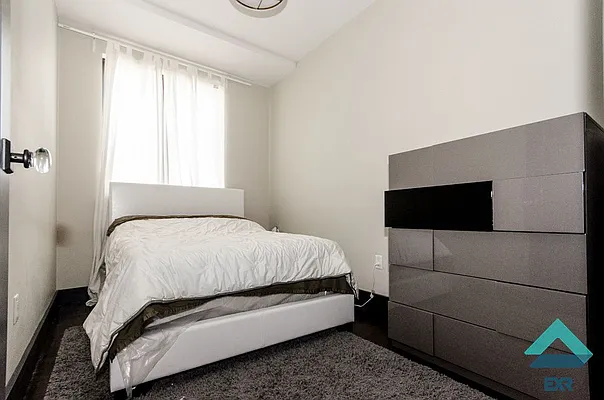 Rented by EXR | media 48