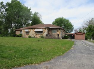 217 N Webster Ave, Ash Grove, MO 65604