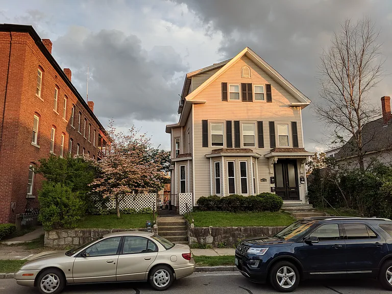 33 Myrtle Street