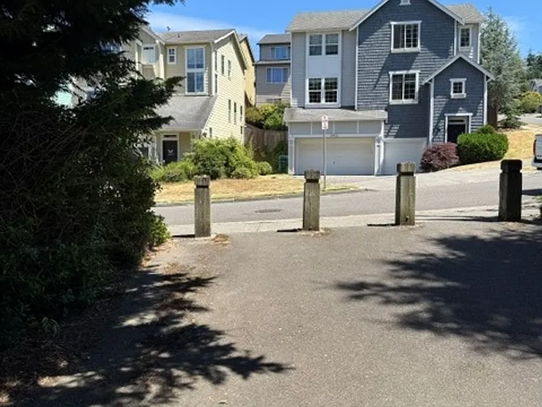 20933 13th Pl W — Photo 2