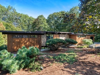 110 Ellis Farm Ln, Melrose, MA, 02176