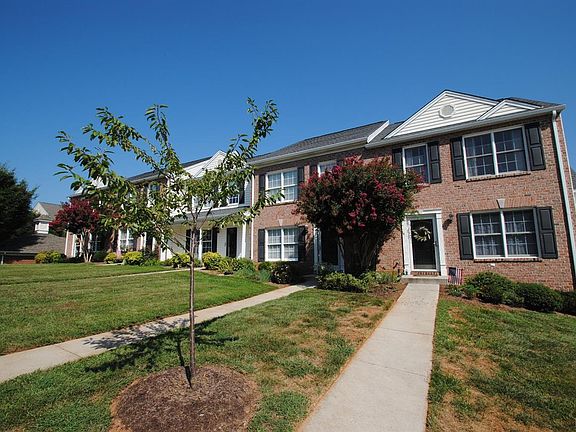 2nd image of 228 Duncraig Dr