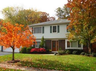 208 Brook Dr, Milltown, NJ 08850